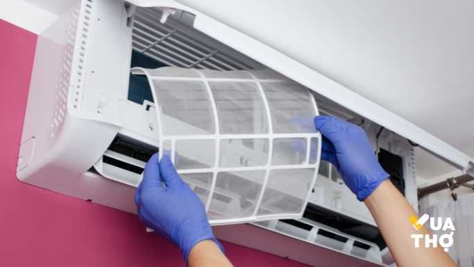 Tháo rời linh kiện để kiểm tra