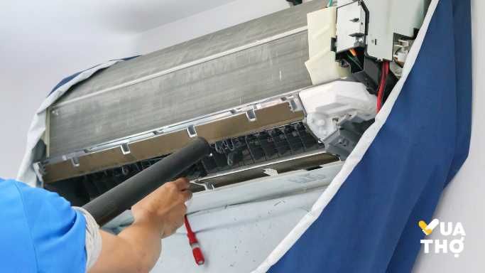 hút bụi cho máy lạnh