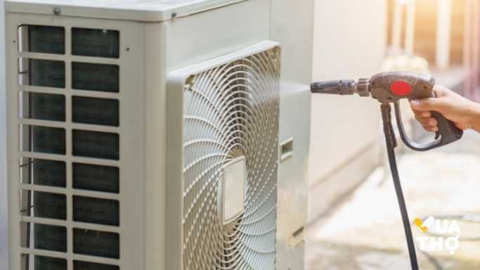 xịt nước cho cánh quạt dàn nóng